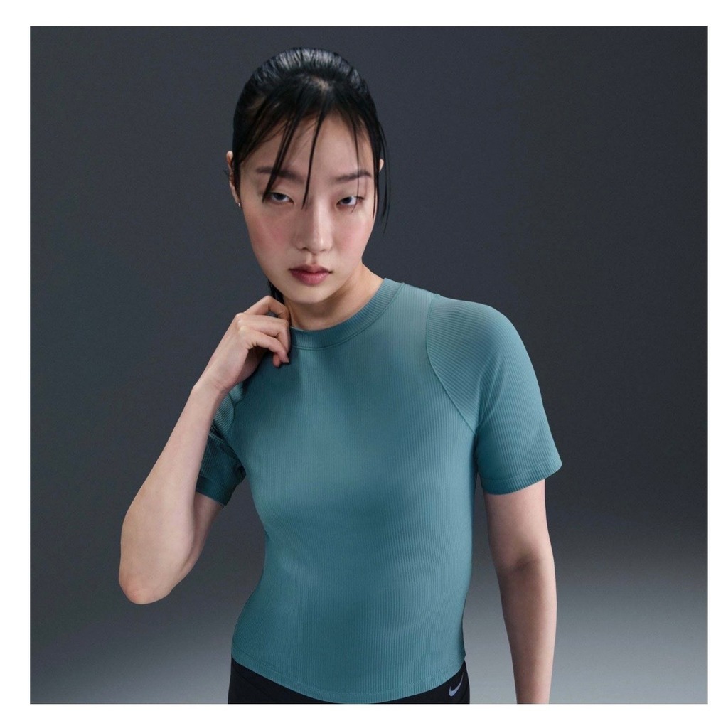 NWOT Nike Zenvy Dri Fit Ribbed Short Sleeve Crop Top Teal XS $70‎